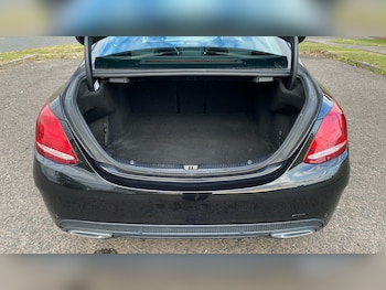 Used Mercedes-Benz C-Class 2017 for sale - 75932376: Photo