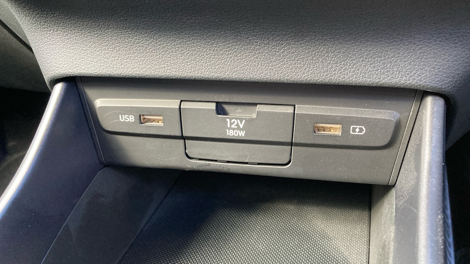 Used Hyundai i20 2022 for sale - 77964738: Photo 39