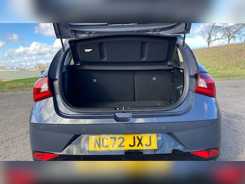 Used Hyundai i20 2022 for sale - 77964738: Photo