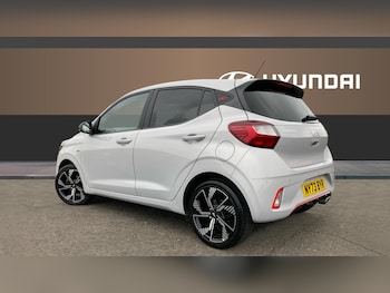 Used Hyundai i10 2023 for sale - 76611566: Photo