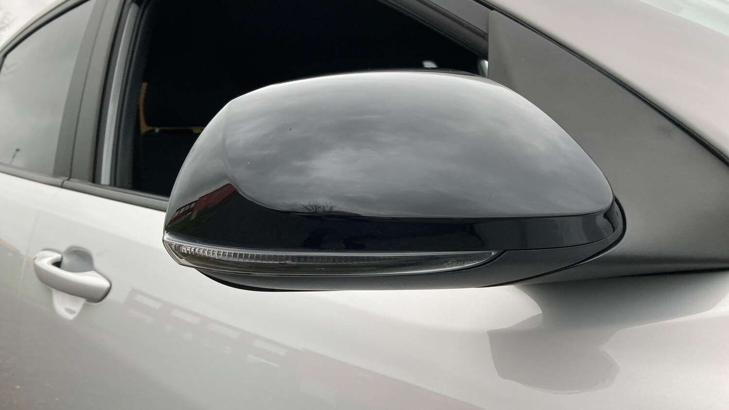 Used Hyundai i10 2023 for sale - 76611566: Photo 44