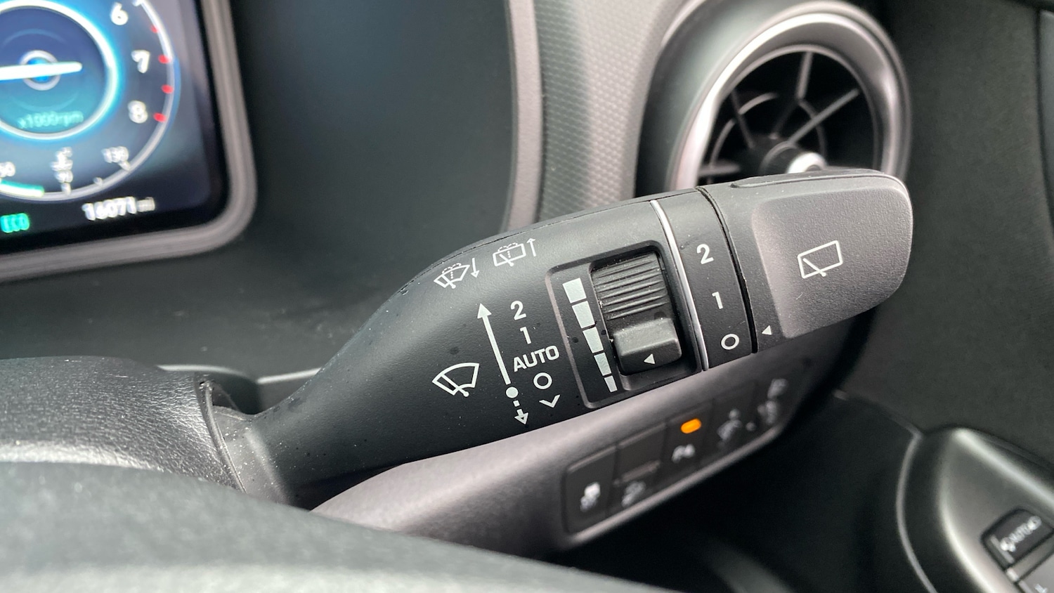 Used Hyundai KONA 2022 for sale - 76565308: Photo 25