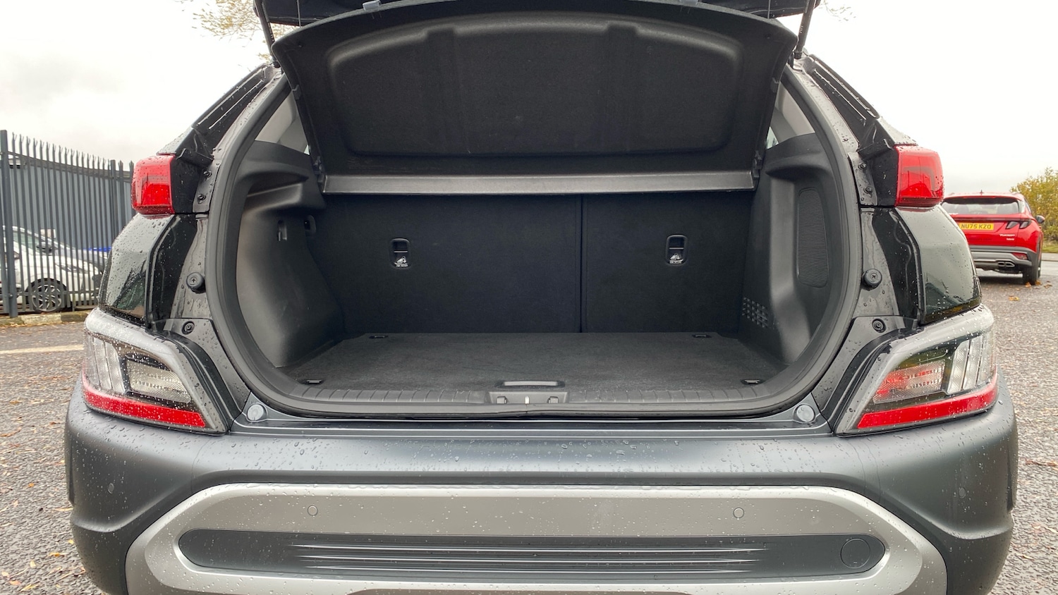 Used Hyundai KONA 2022 for sale - 76565308: Photo 4