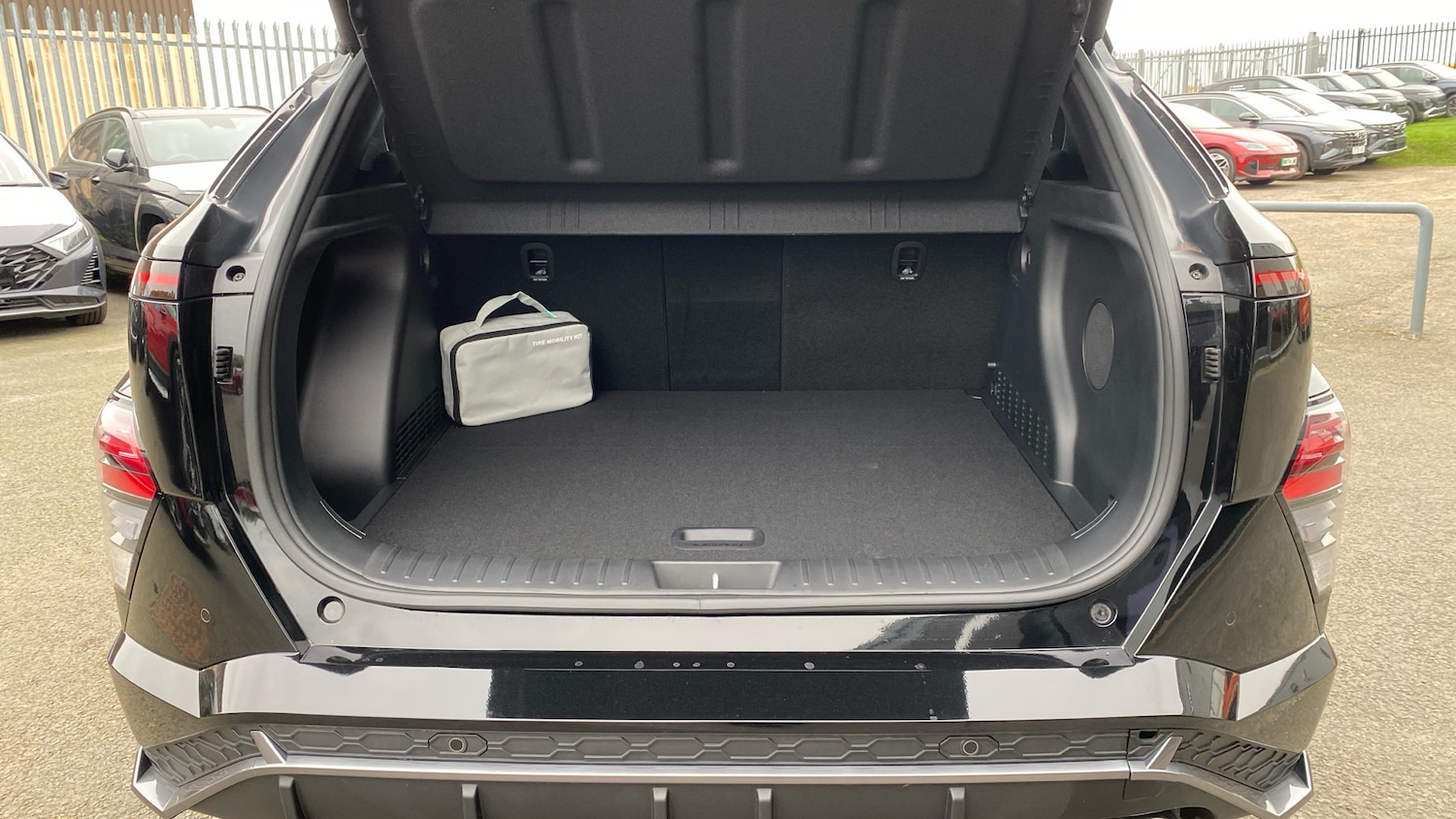 Used Hyundai KONA 2025 for sale - 76354925: Photo 4