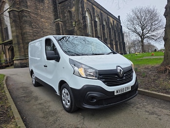 Renault Trafic feature image