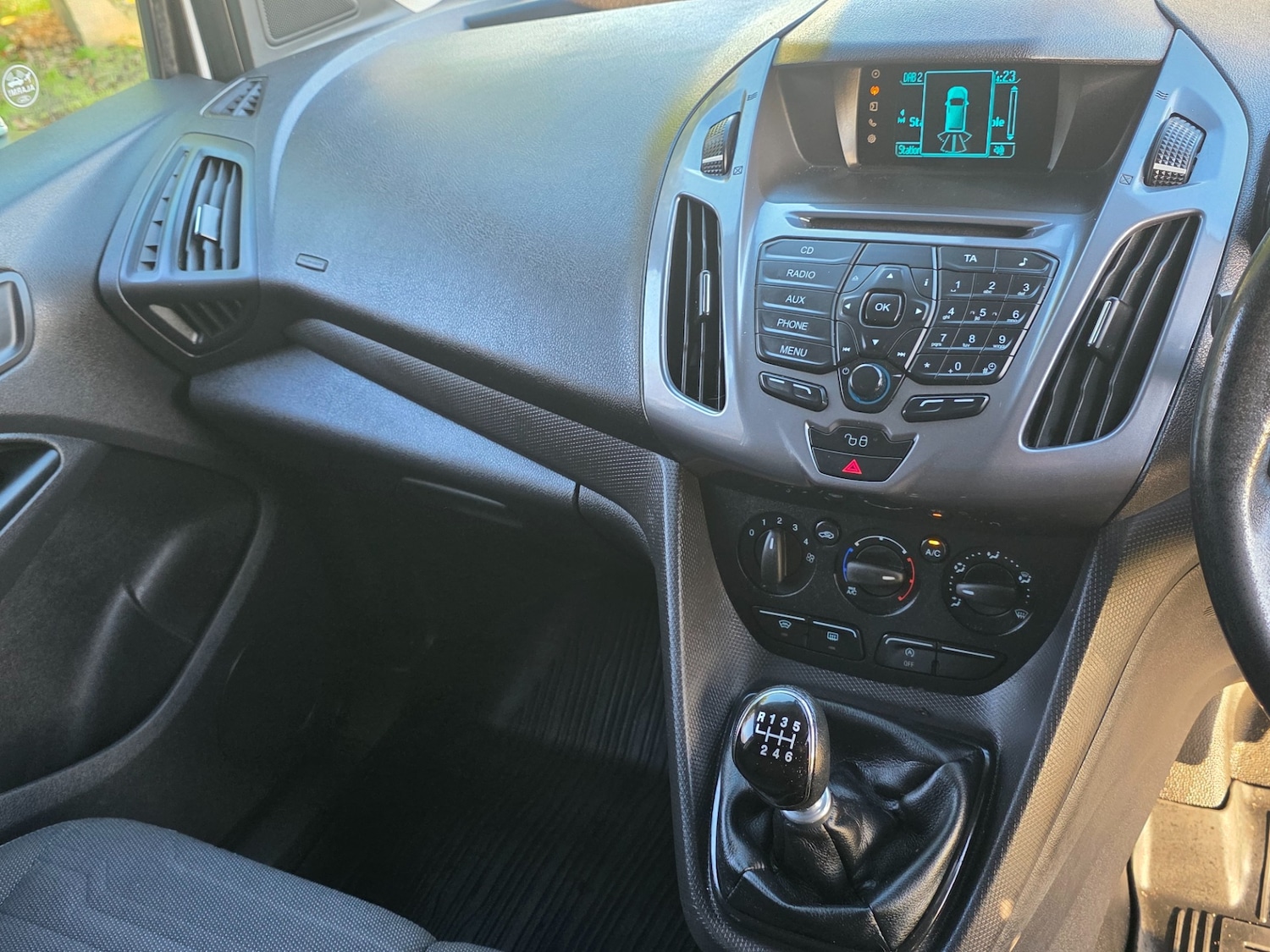 Used Ford Transit Connect 2017 for sale - 76681825: Photo 11