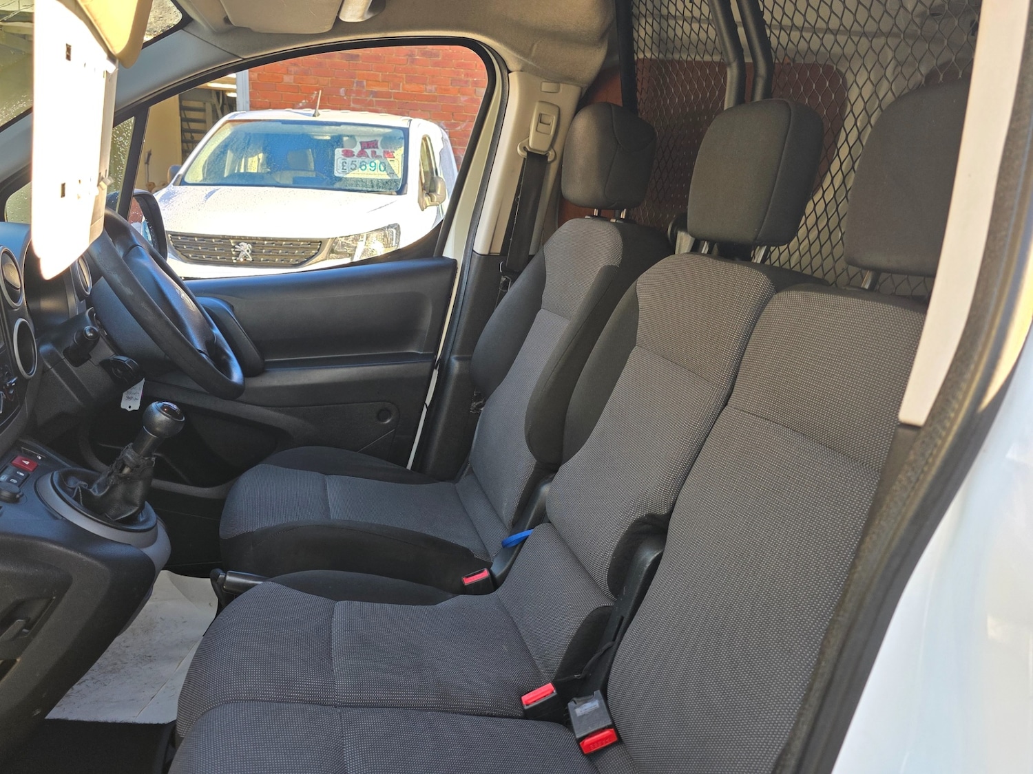 Used Peugeot Partner 2018 for sale - 76682673: Photo 11