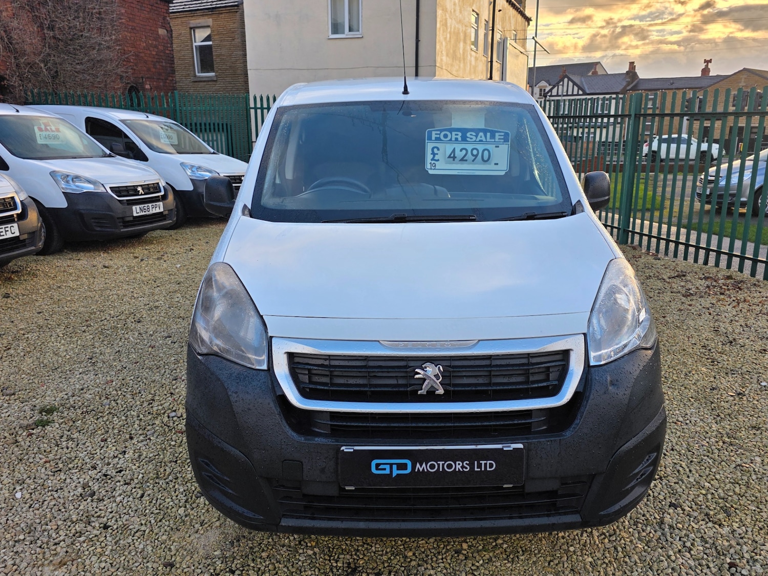 Used Peugeot Partner 2018 for sale - 76682673: Photo 3