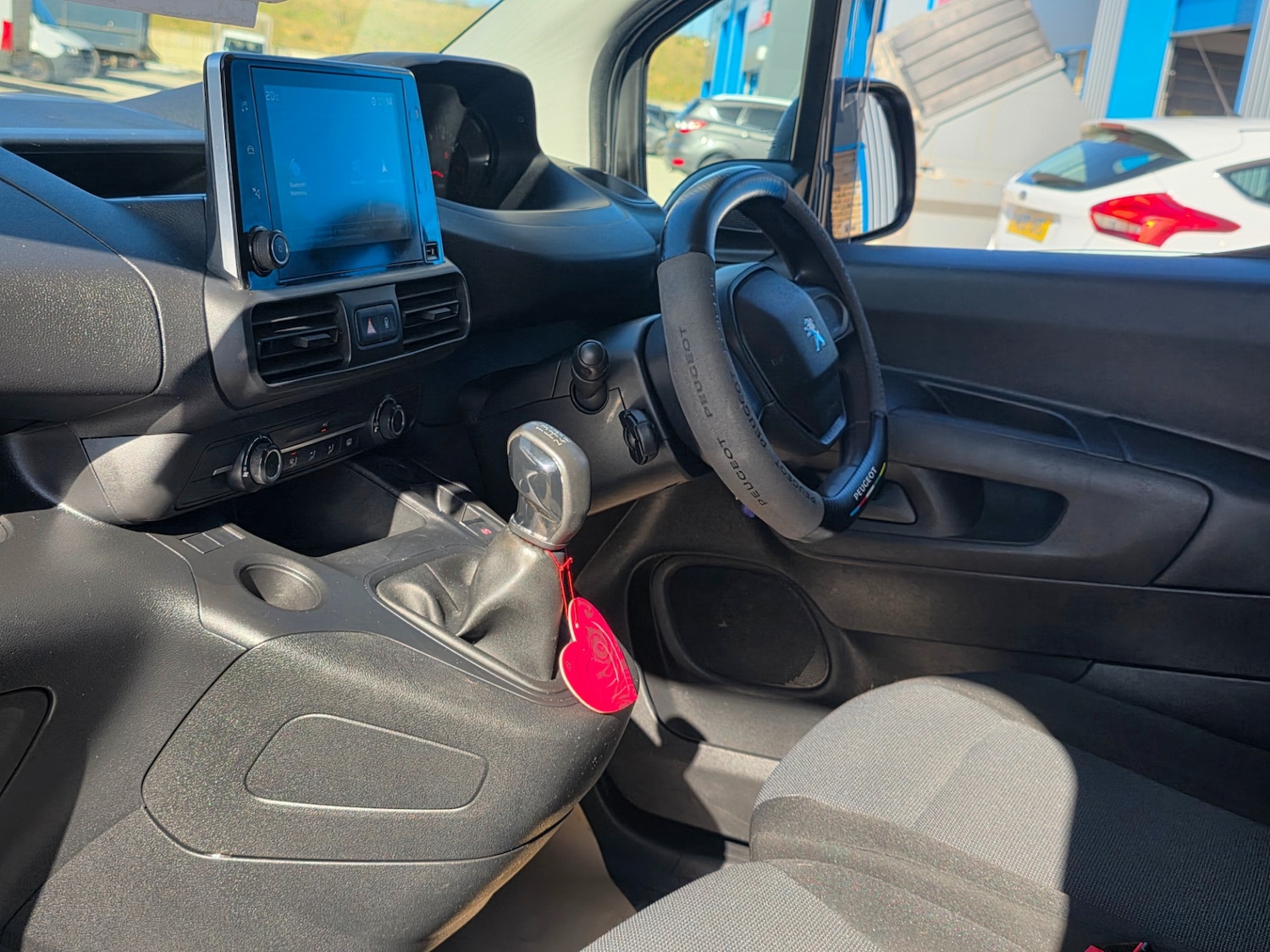 Used Peugeot Partner 2020 for sale - 77921067: Photo 11