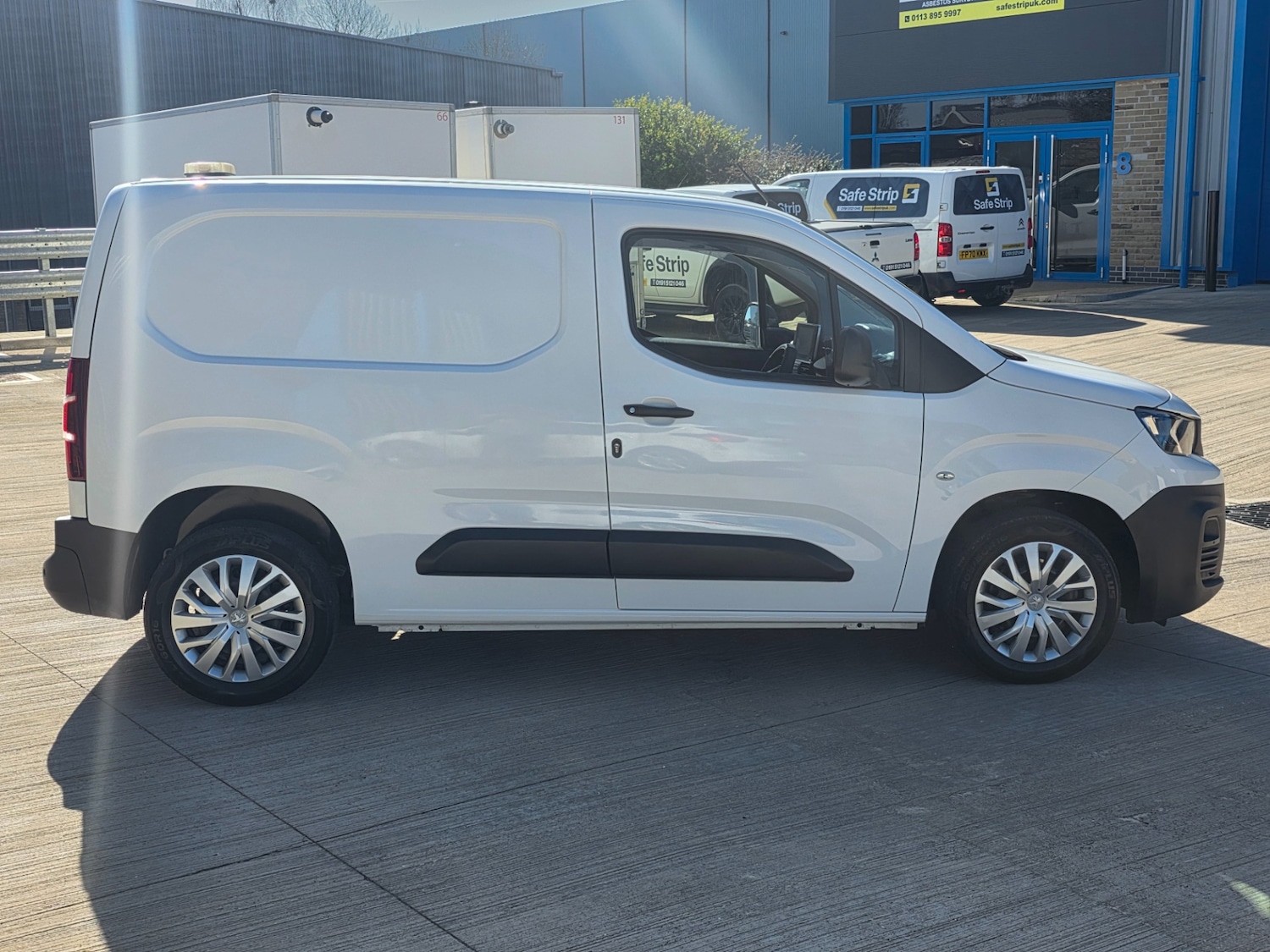 Used Peugeot Partner 2020 for sale - 77921067: Photo 8