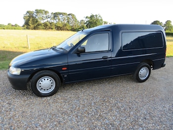Used Ford Escort 2001 for sale - 75183967: Photo