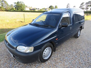 Used Ford Escort 2001 for sale - 75183967: Photo