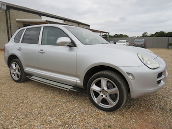 2005 (L) - 5dr Tiptronic S