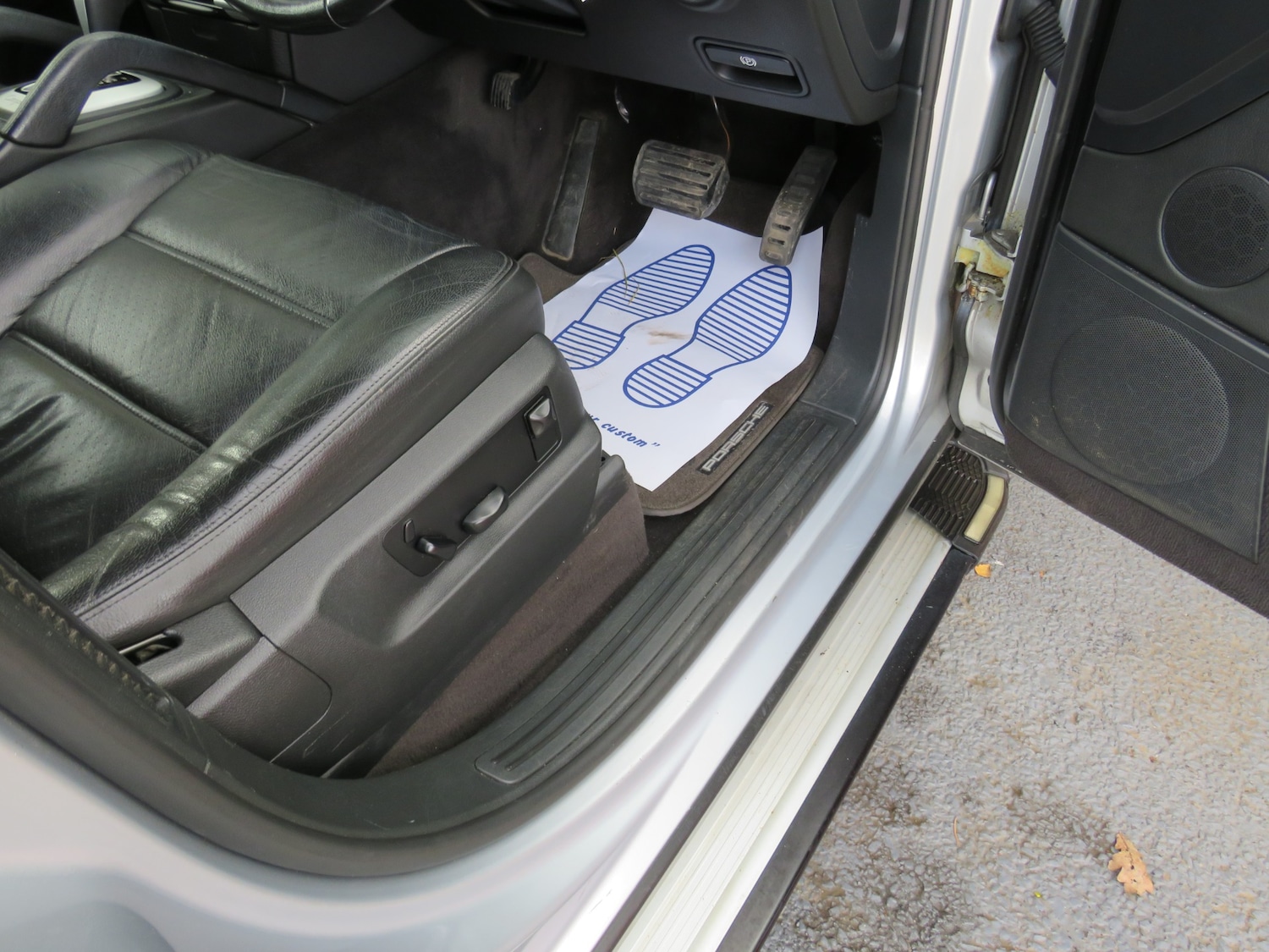 Used Porsche Cayenne 2005 for sale - 75618781: Photo 86