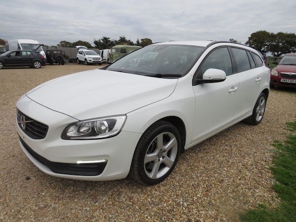 Used Volvo V60 2018 for sale - 76288643: Photo 24