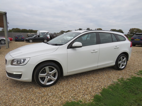 Used Volvo V60 2018 for sale - 76288643: Photo 25