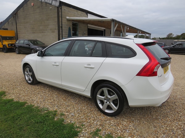 Used Volvo V60 2018 for sale - 76288643: Photo 26
