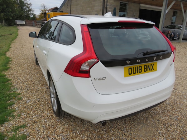 Used Volvo V60 2018 for sale - 76288643: Photo 28