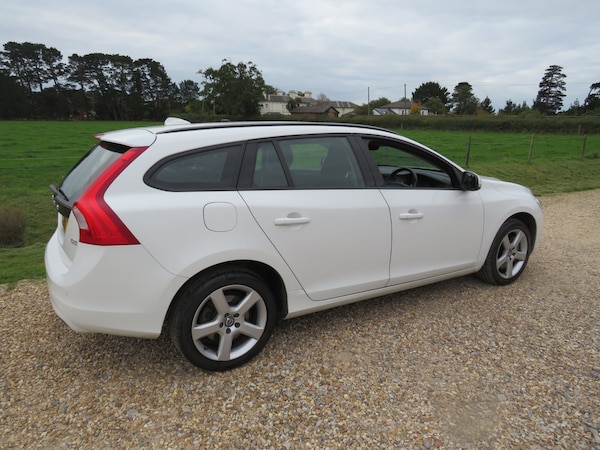 Used Volvo V60 2018 for sale - 76288643: Photo 6