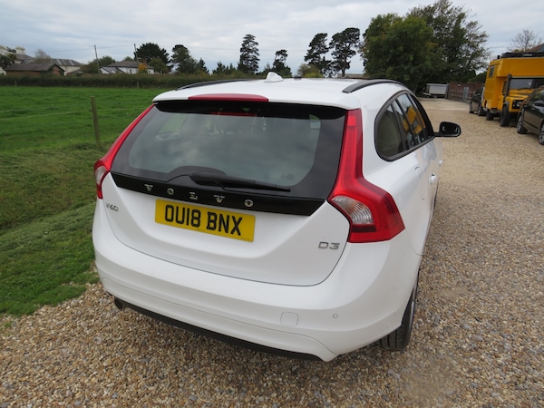 Used Volvo V60 2018 for sale - 76288643: Photo 8
