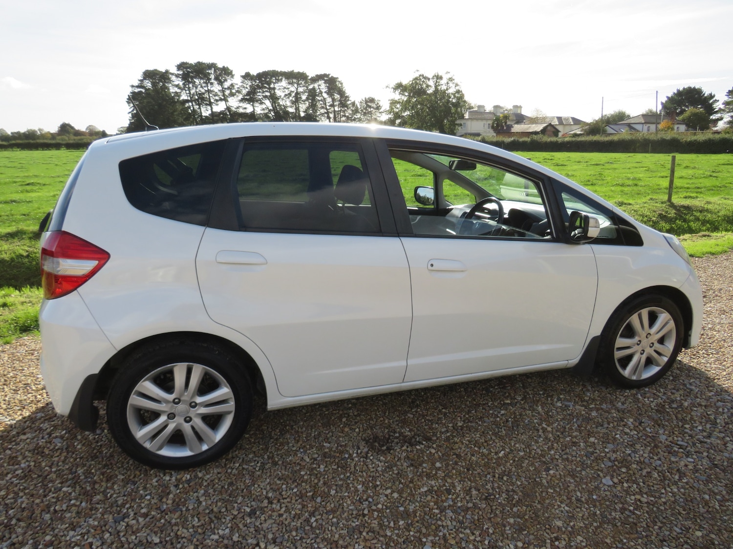 Used Honda Jazz 2013 for sale - 76341460: Photo 6
