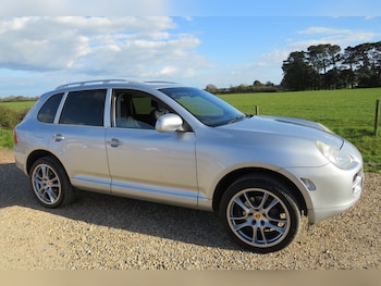 Used Porsche Cayenne 2006 for sale - 78090701: Photo