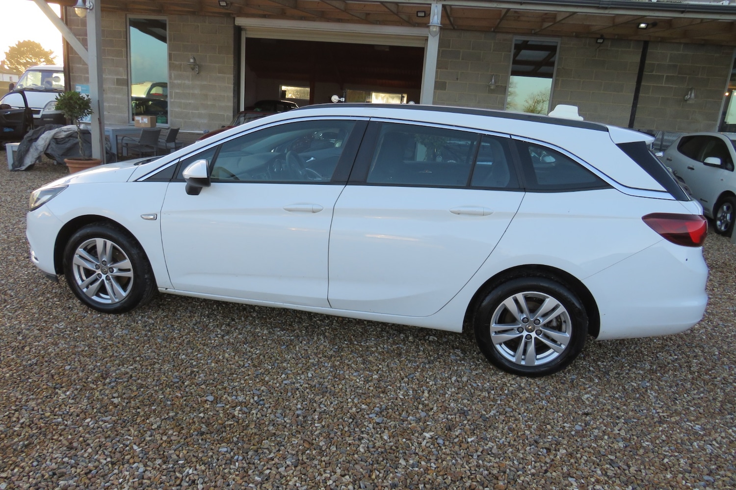 Used Vauxhall Astra 2018 for sale - 76853580: Photo 27