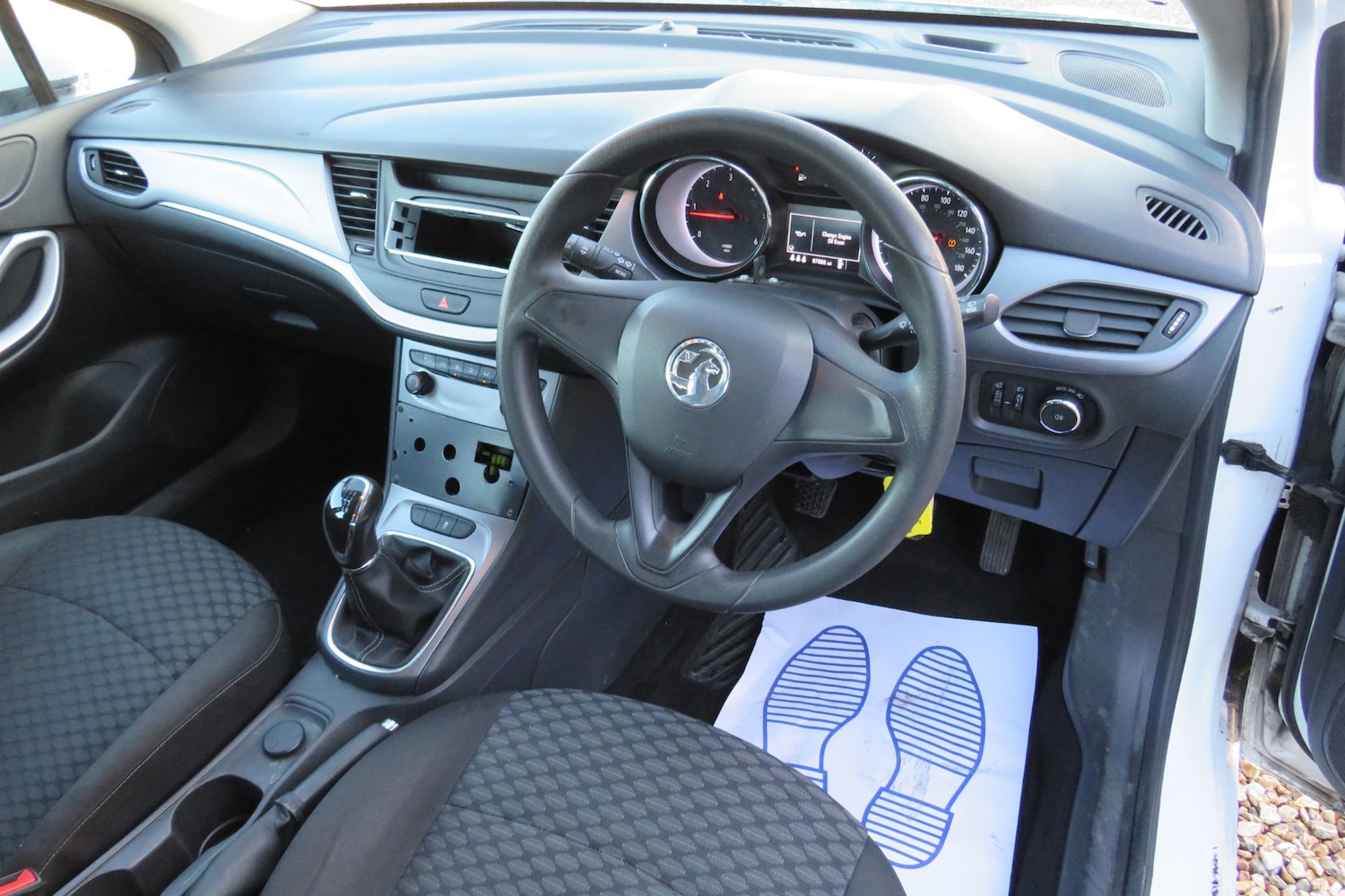 Used Vauxhall Astra 2018 for sale - 76853580: Photo 3