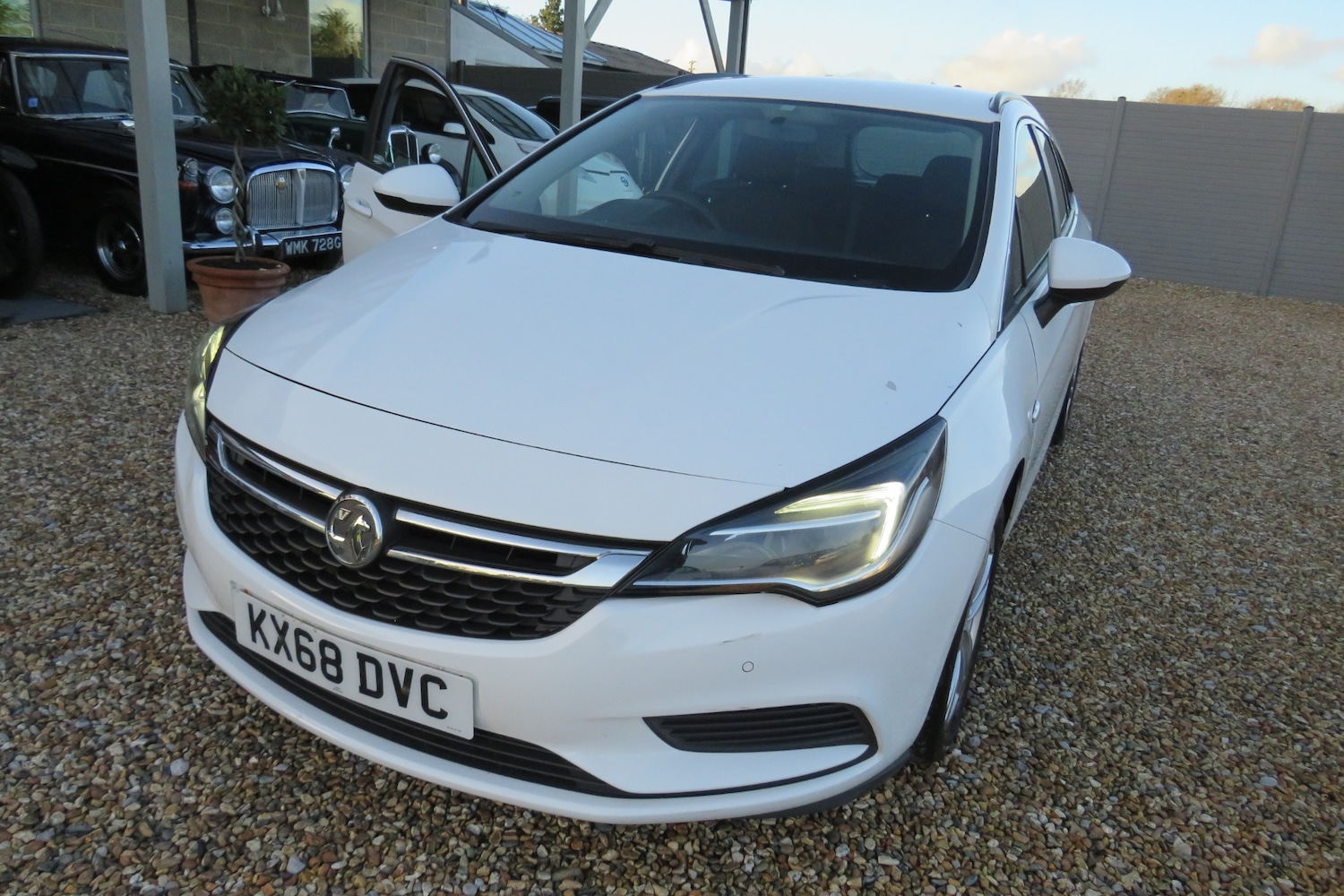 Used Vauxhall Astra 2018 for sale - 76853580: Photo 30