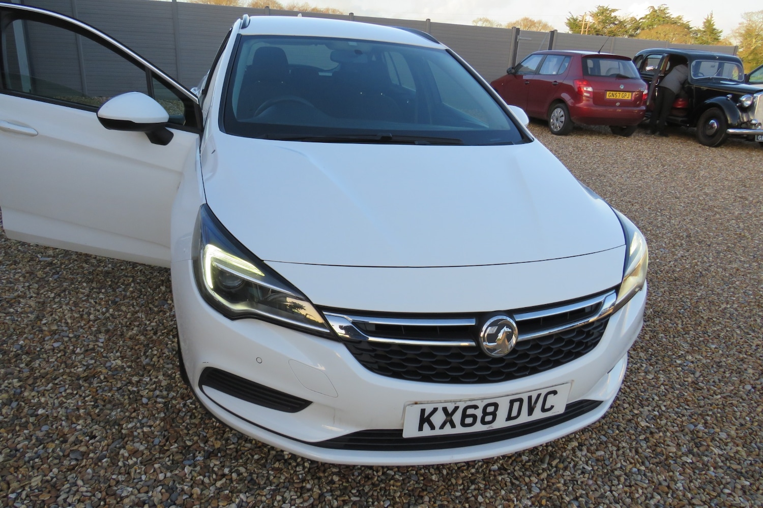 Used Vauxhall Astra 2018 for sale - 76853580: Photo 32