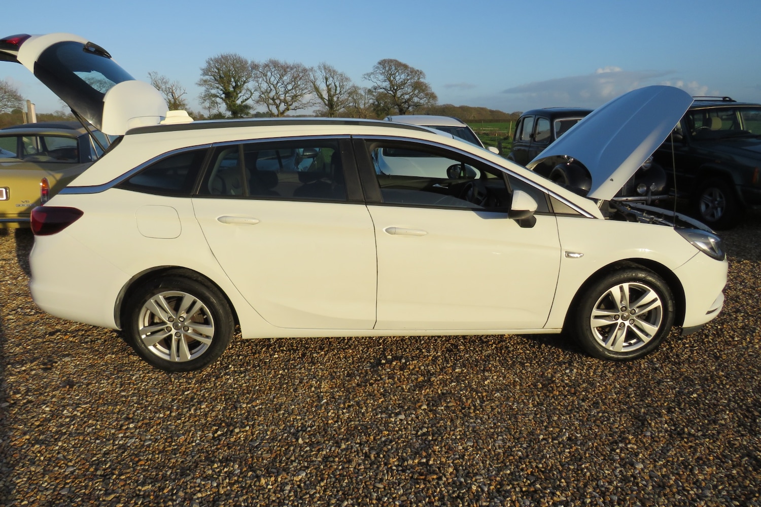 Used Vauxhall Astra 2018 for sale - 76853580: Photo 38