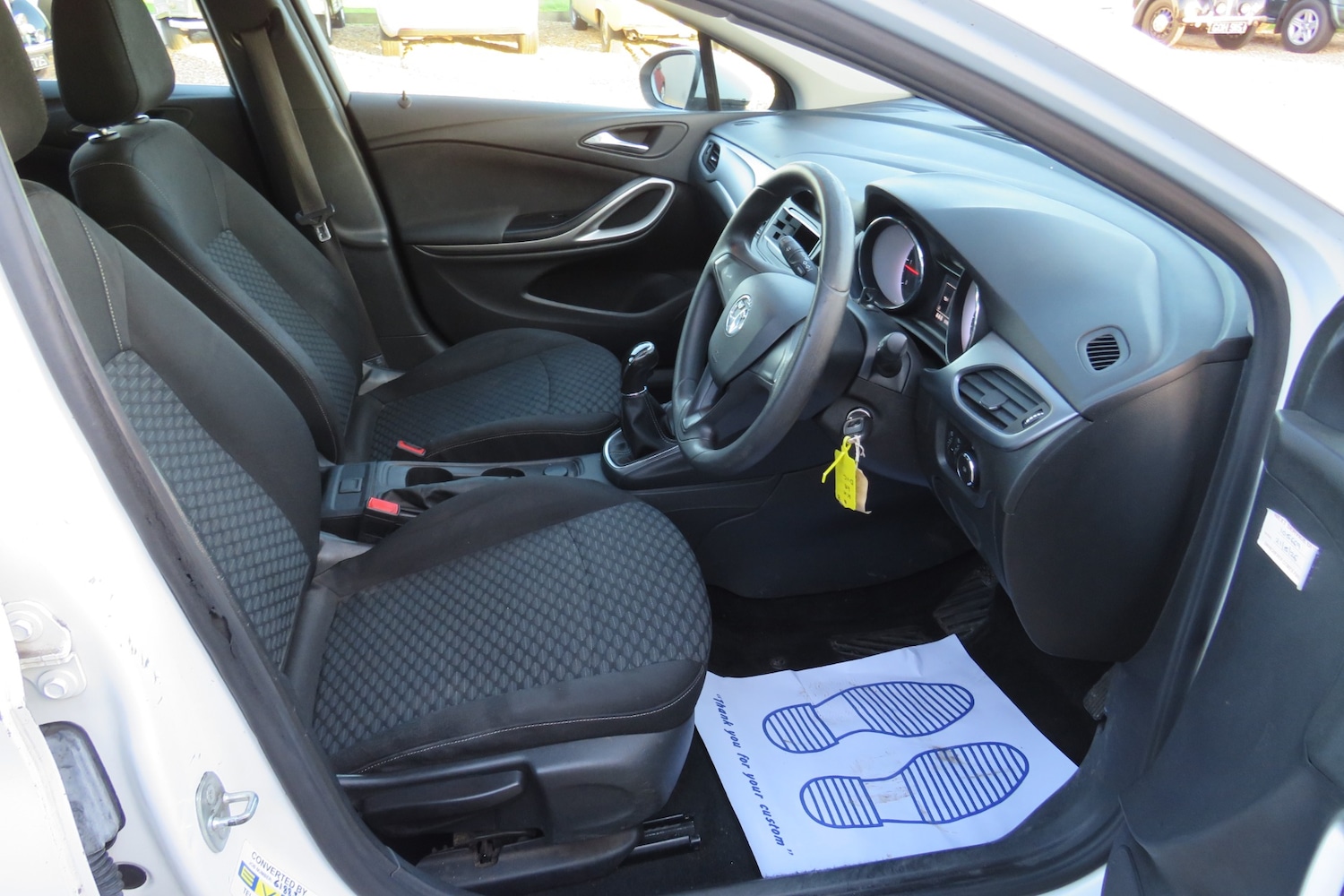 Used Vauxhall Astra 2018 for sale - 76853580: Photo 7