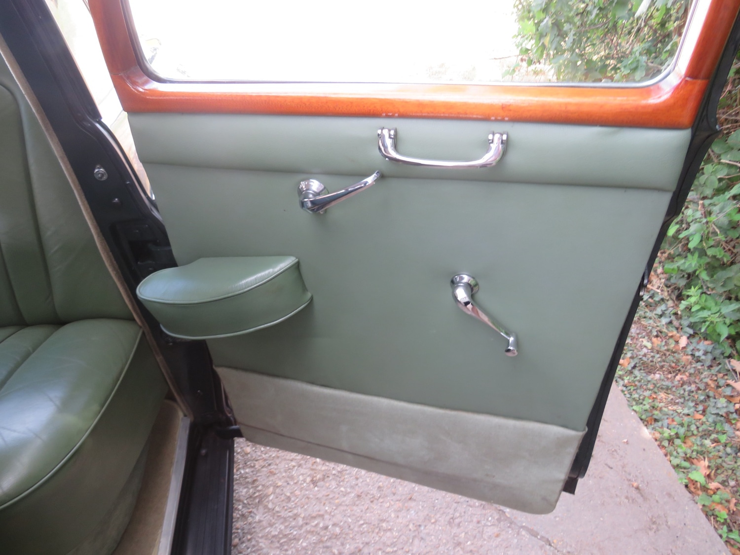Vehicle 27