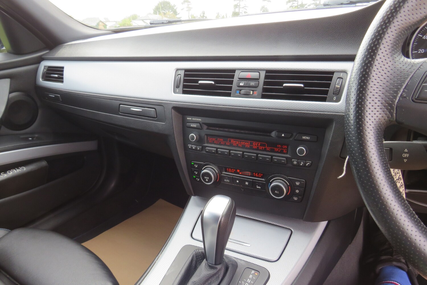 Used BMW 3 Series 2010 for sale - 78175925: Photo 28