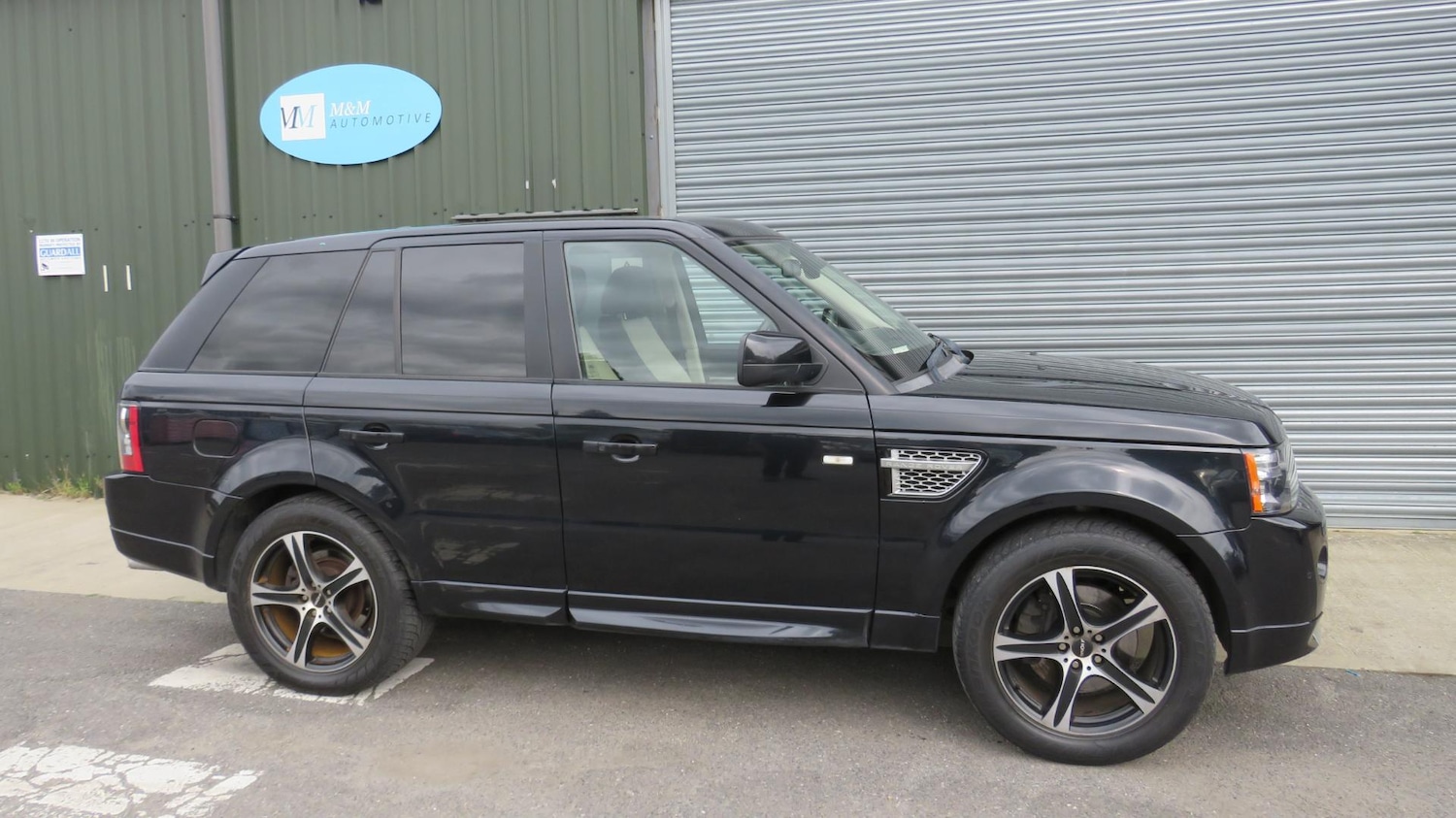 Used Land Rover Range Rover Sport 2011 for sale - 68400944: Photo 12
