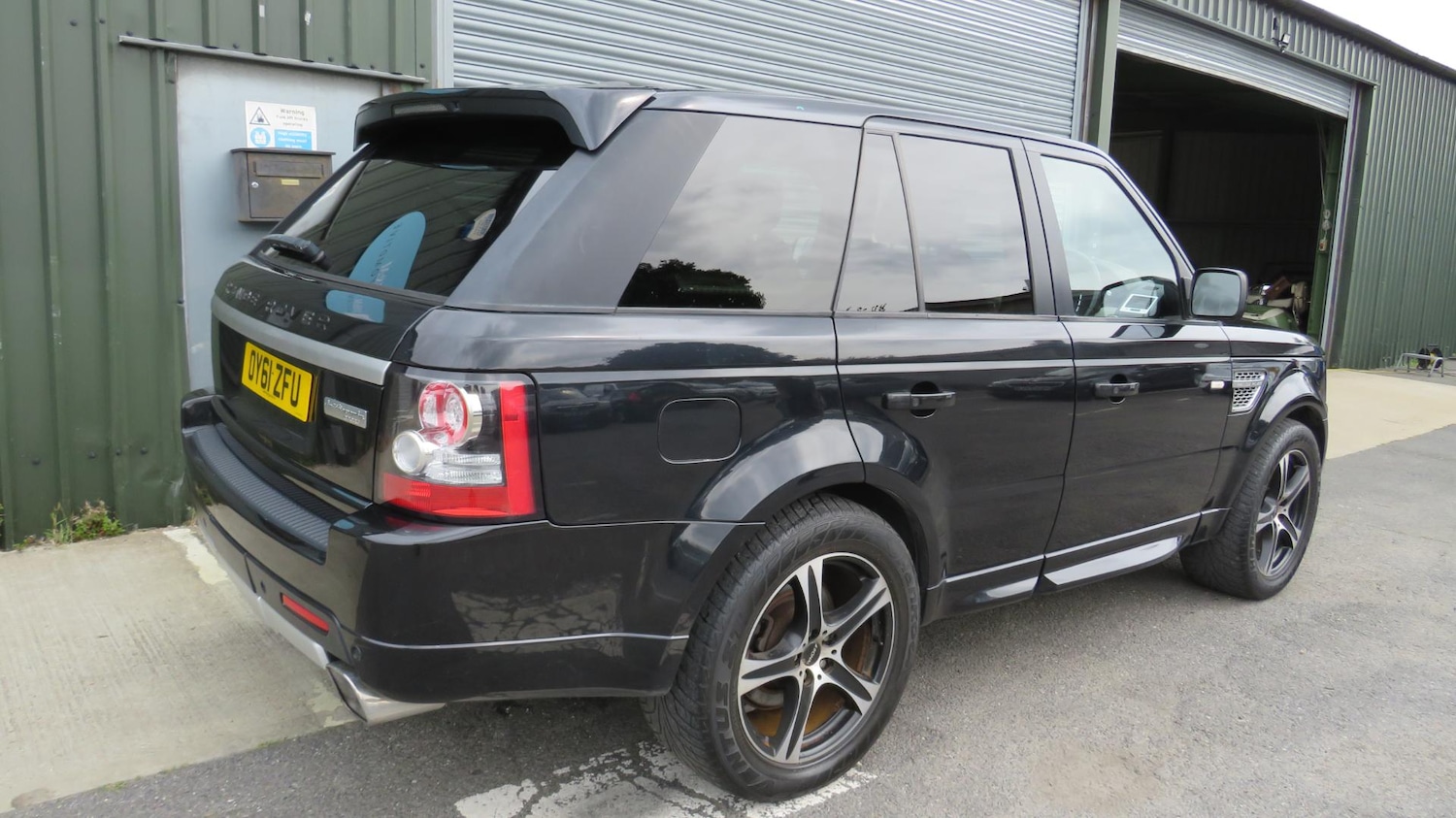 Used Land Rover Range Rover Sport 2011 for sale - 68400944: Photo 18