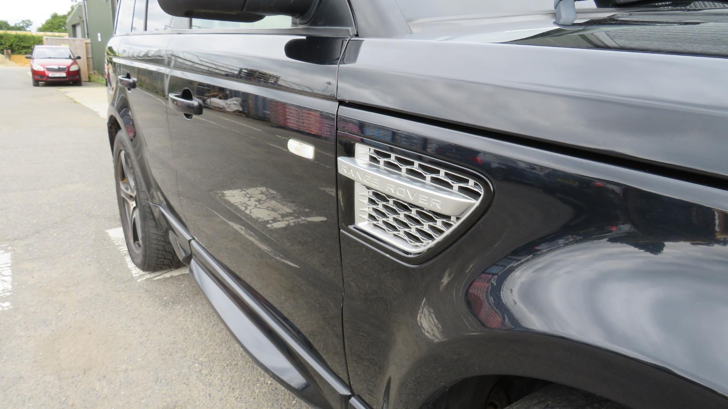 Used Land Rover Range Rover Sport 2011 for sale - 68400944: Photo 23