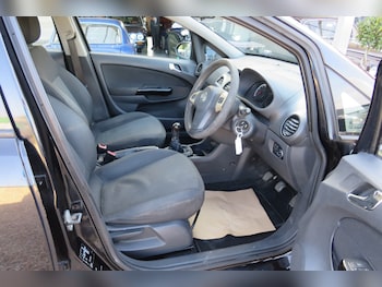 Used Vauxhall Corsa 2010 for sale - 78400264: Photo