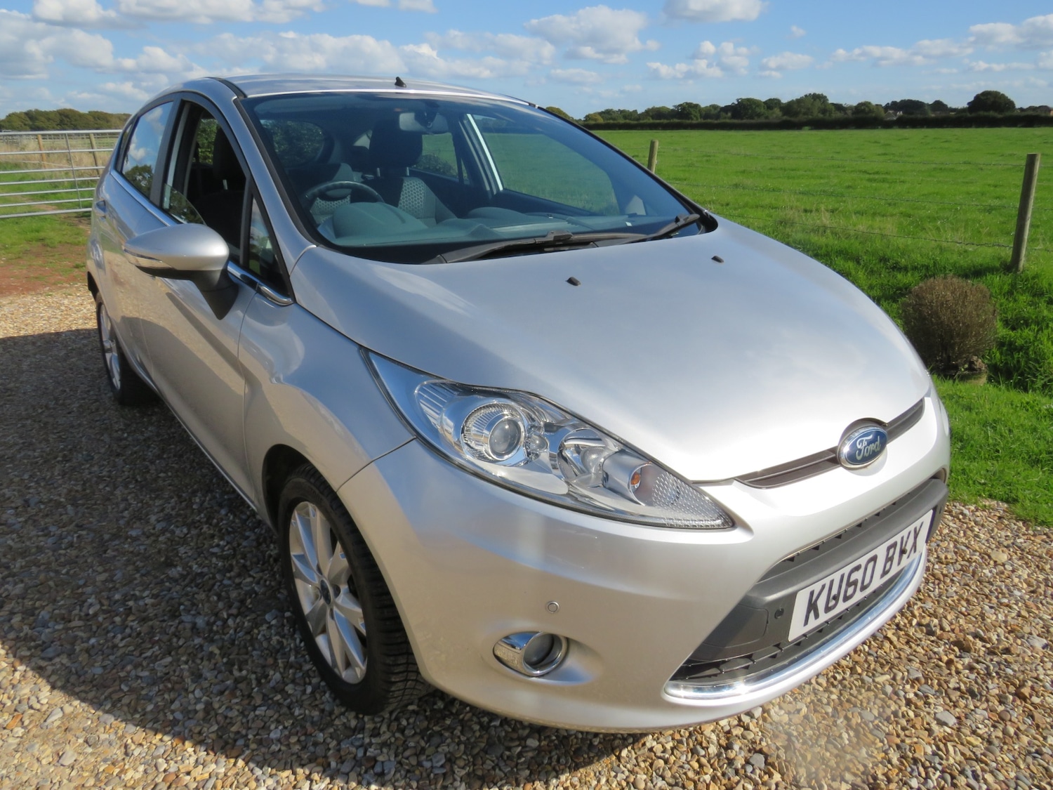 Used Ford Fiesta 2010 for sale - 76027634: Photo 1