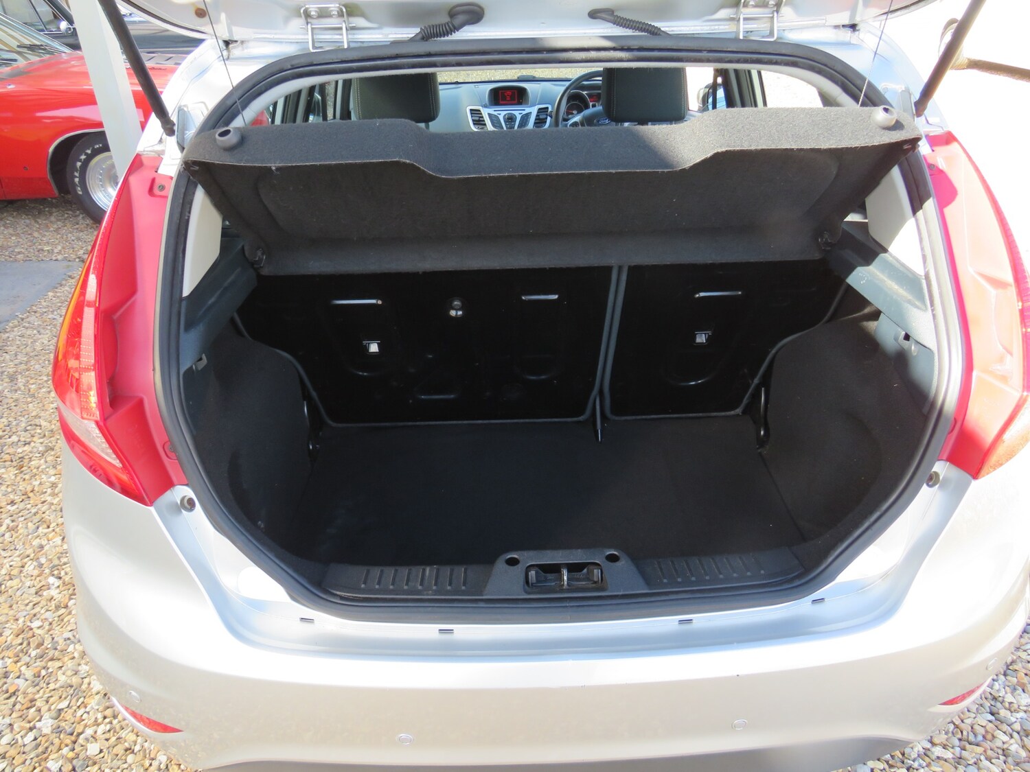 Used Ford Fiesta 2010 for sale - 76027634: Photo 16