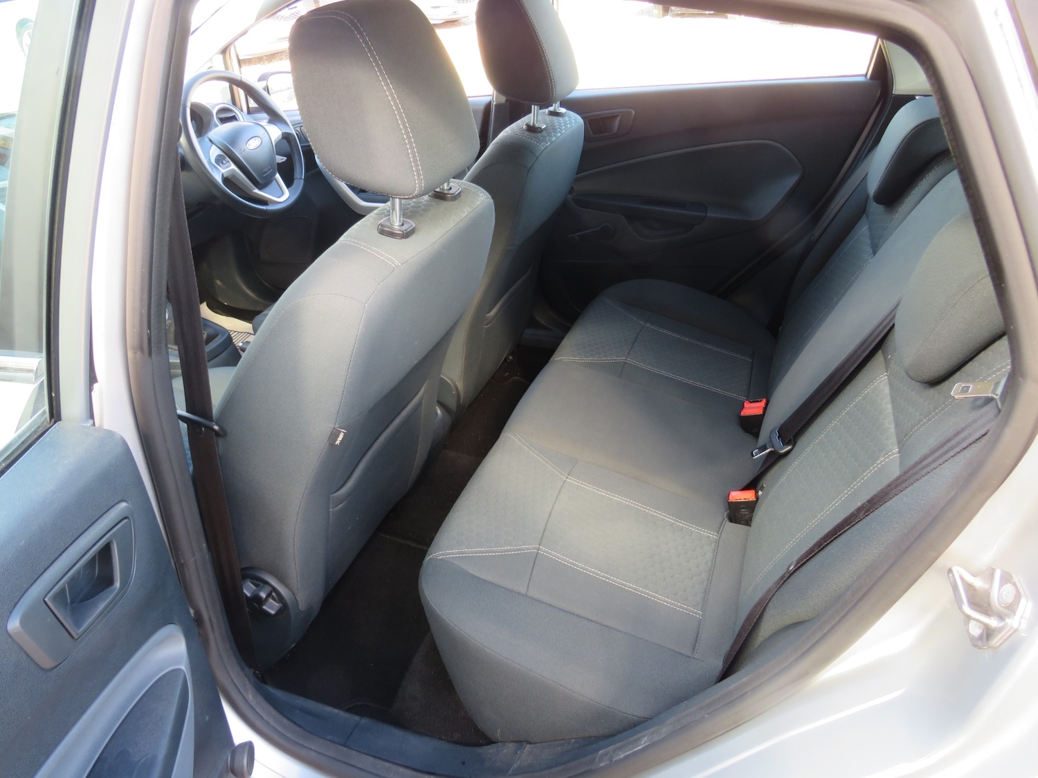 Used Ford Fiesta 2010 for sale - 76027634: Photo 17