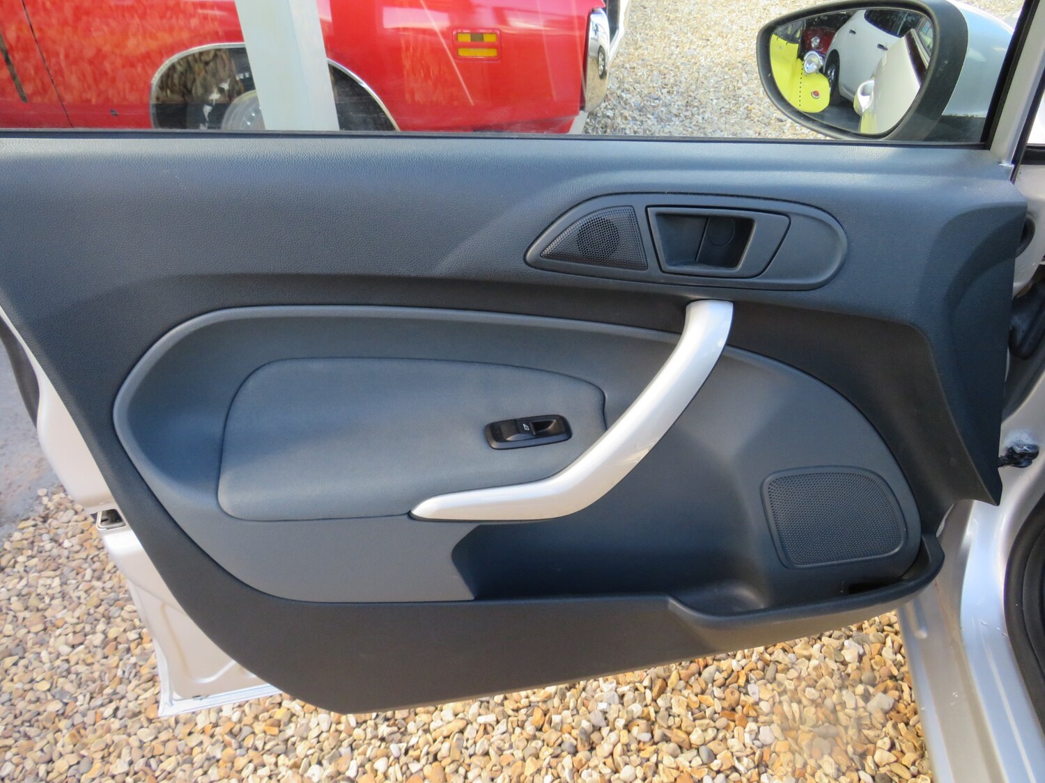 Used Ford Fiesta 2010 for sale - 76027634: Photo 21