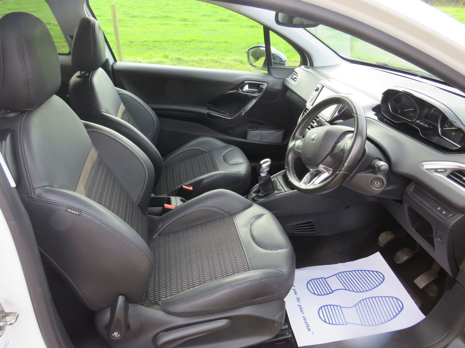 Used Peugeot 208 2012 for sale - 76329840: Photo 10