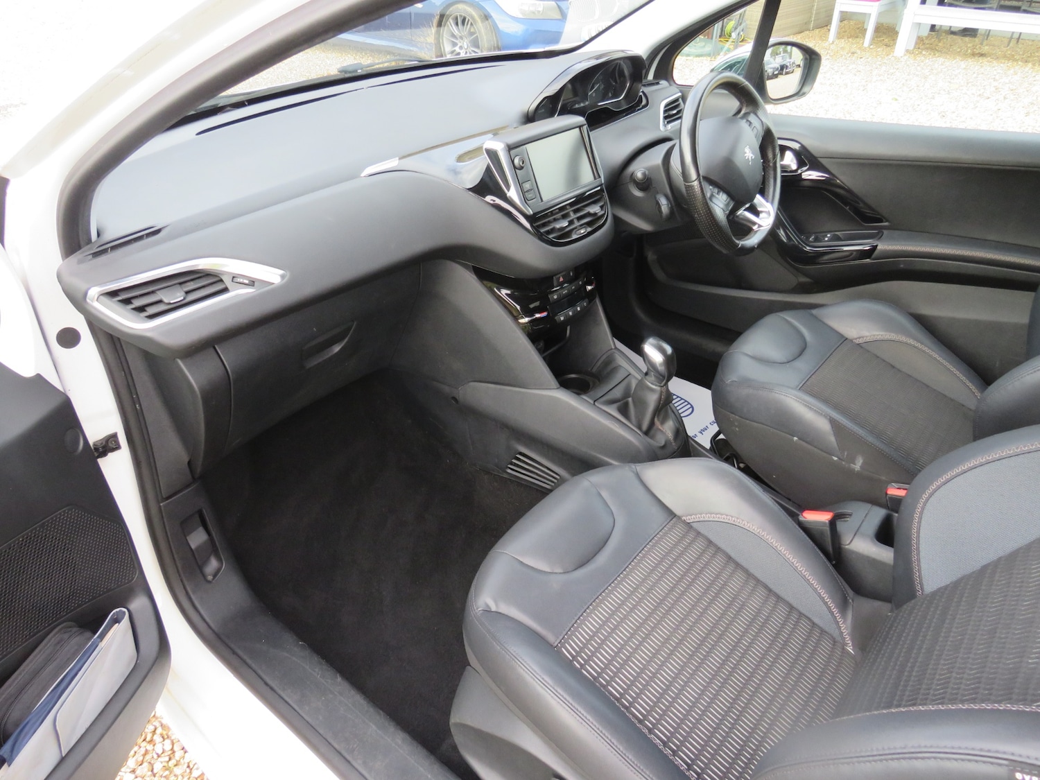 Used Peugeot 208 2012 for sale - 76329840: Photo 15