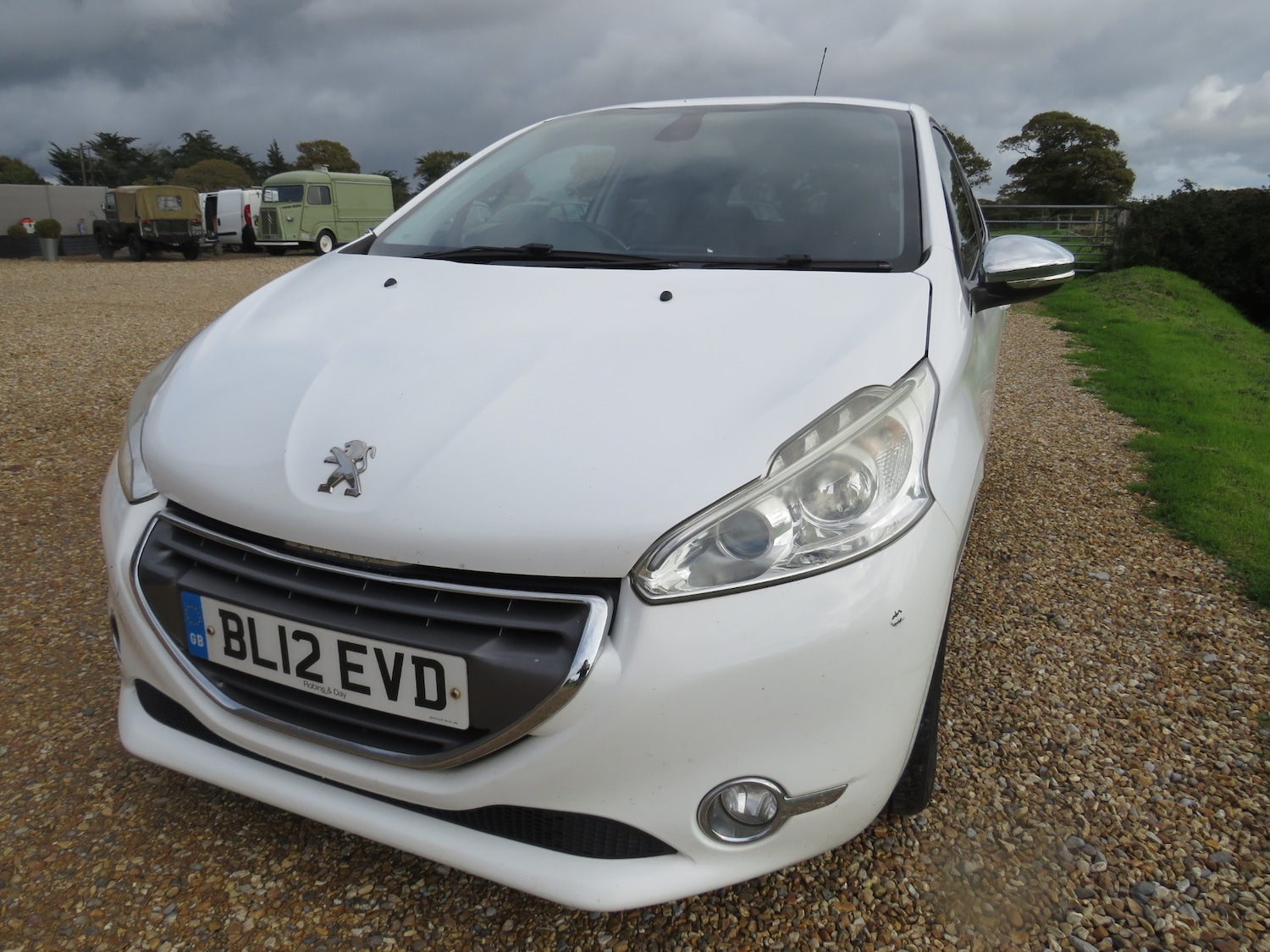 Used Peugeot 208 2012 for sale - 76329840: Photo 19
