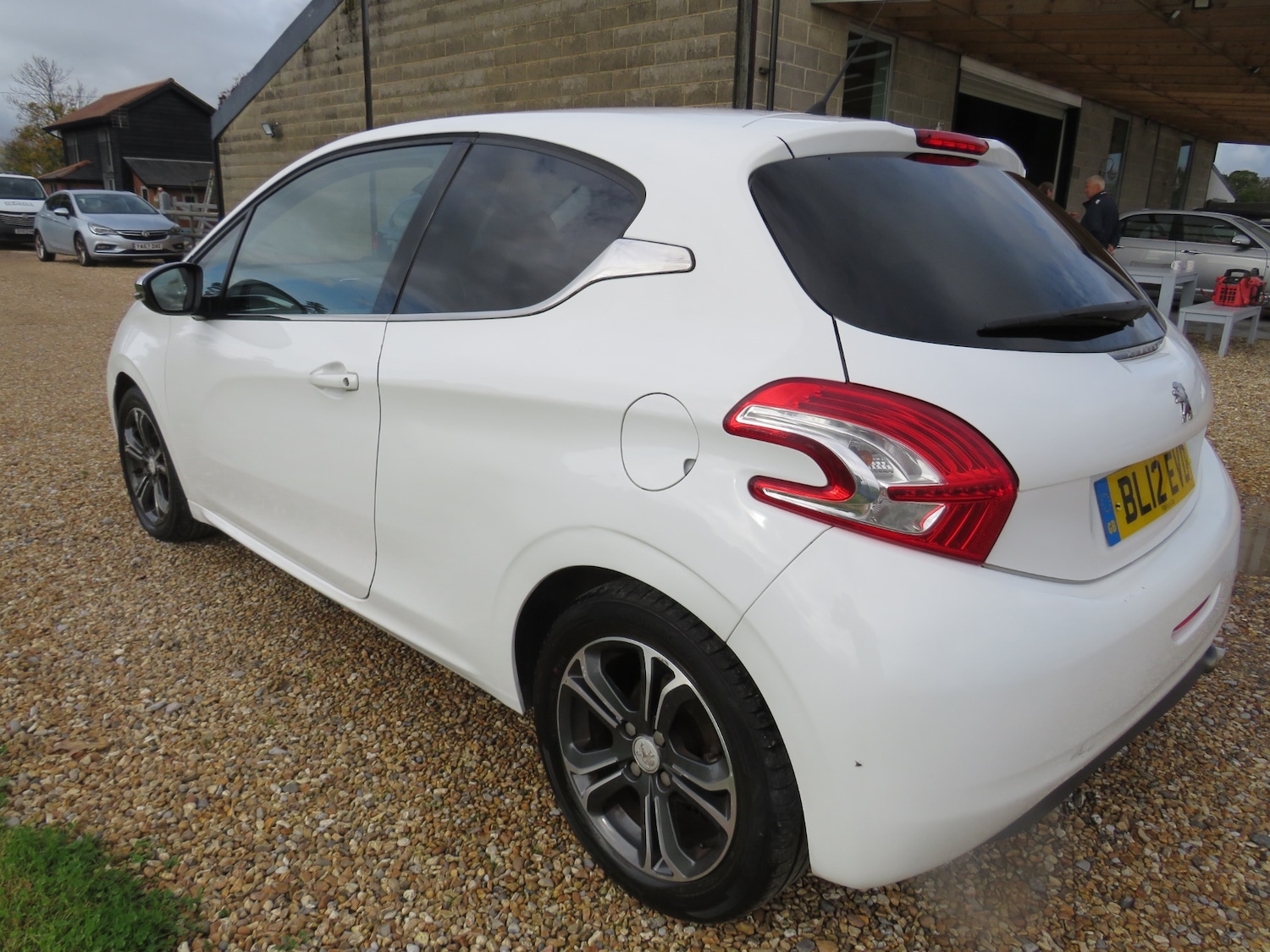 Used Peugeot 208 2012 for sale - 76329840: Photo 23