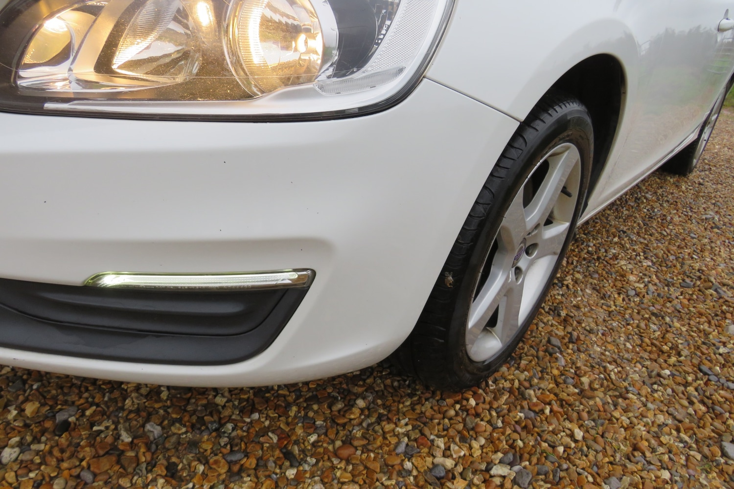 Used Volvo V60 2018 for sale - 76892239: Photo 27