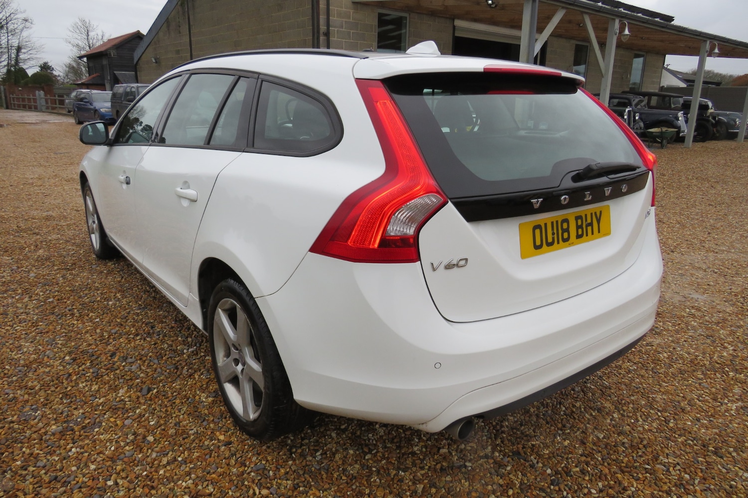 Used Volvo V60 2018 for sale - 76892239: Photo 29