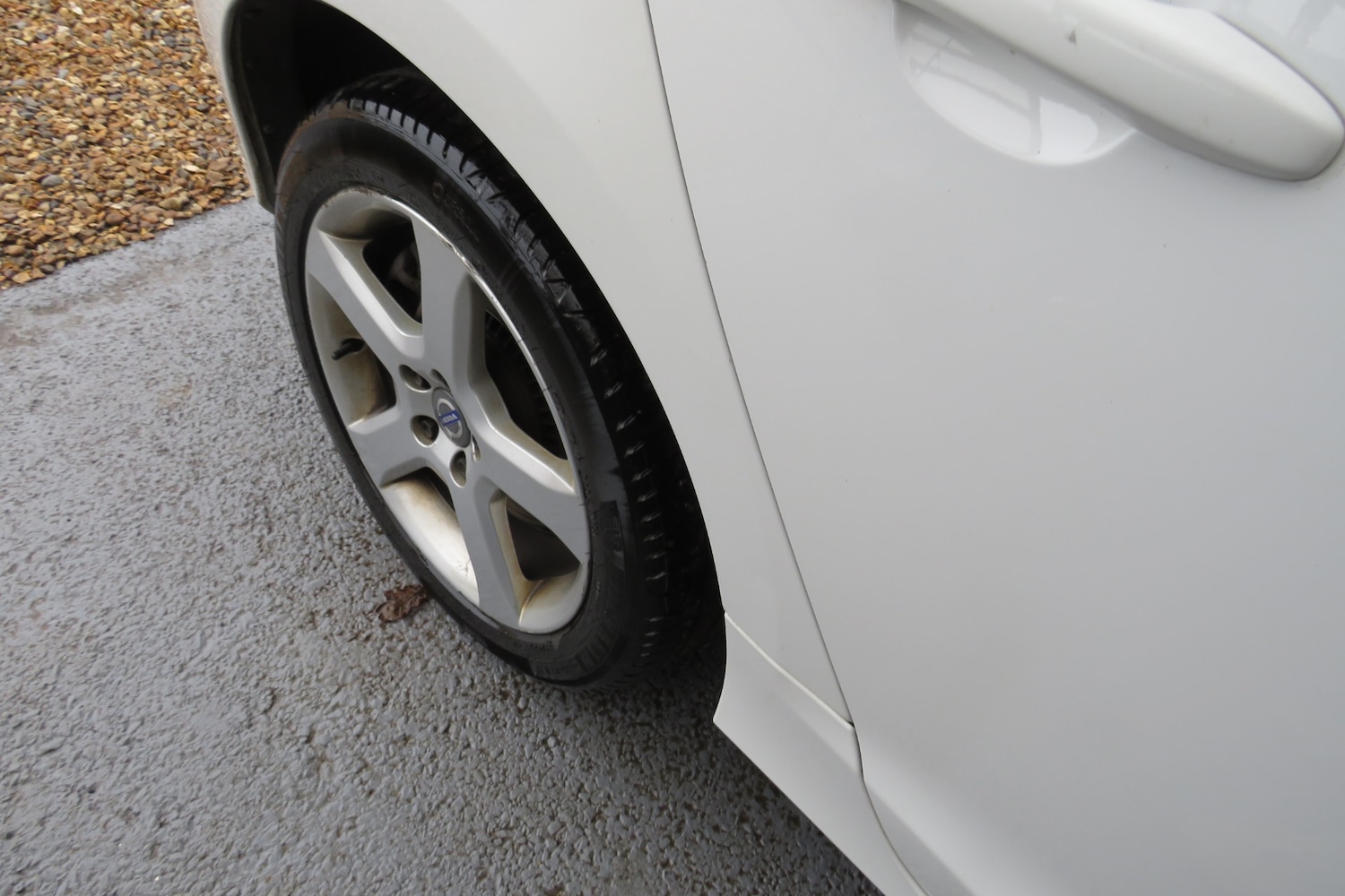 Used Volvo V60 2018 for sale - 76892239: Photo 4