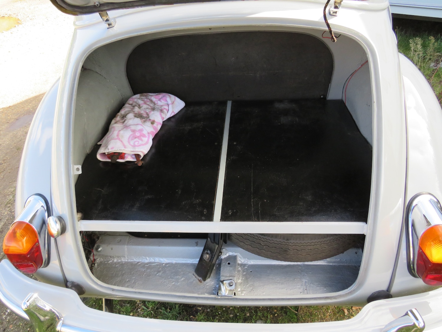 Used Morris Minor 1962 for sale - 76355357: Photo 44
